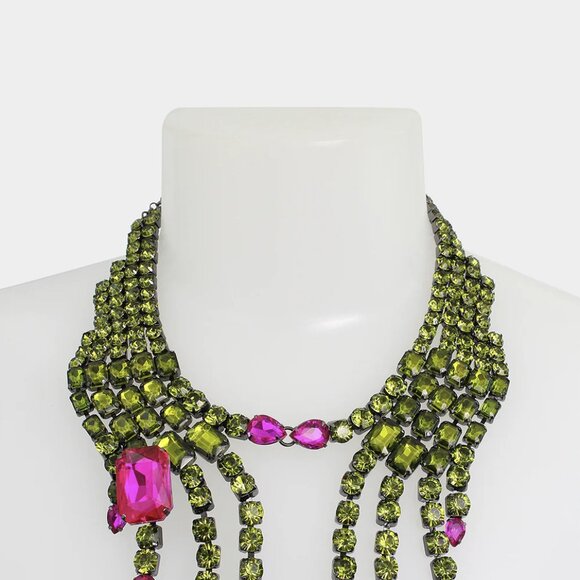 Betsey Johnson Rich Witch Bib Necklace Green - Picture 3 of 4